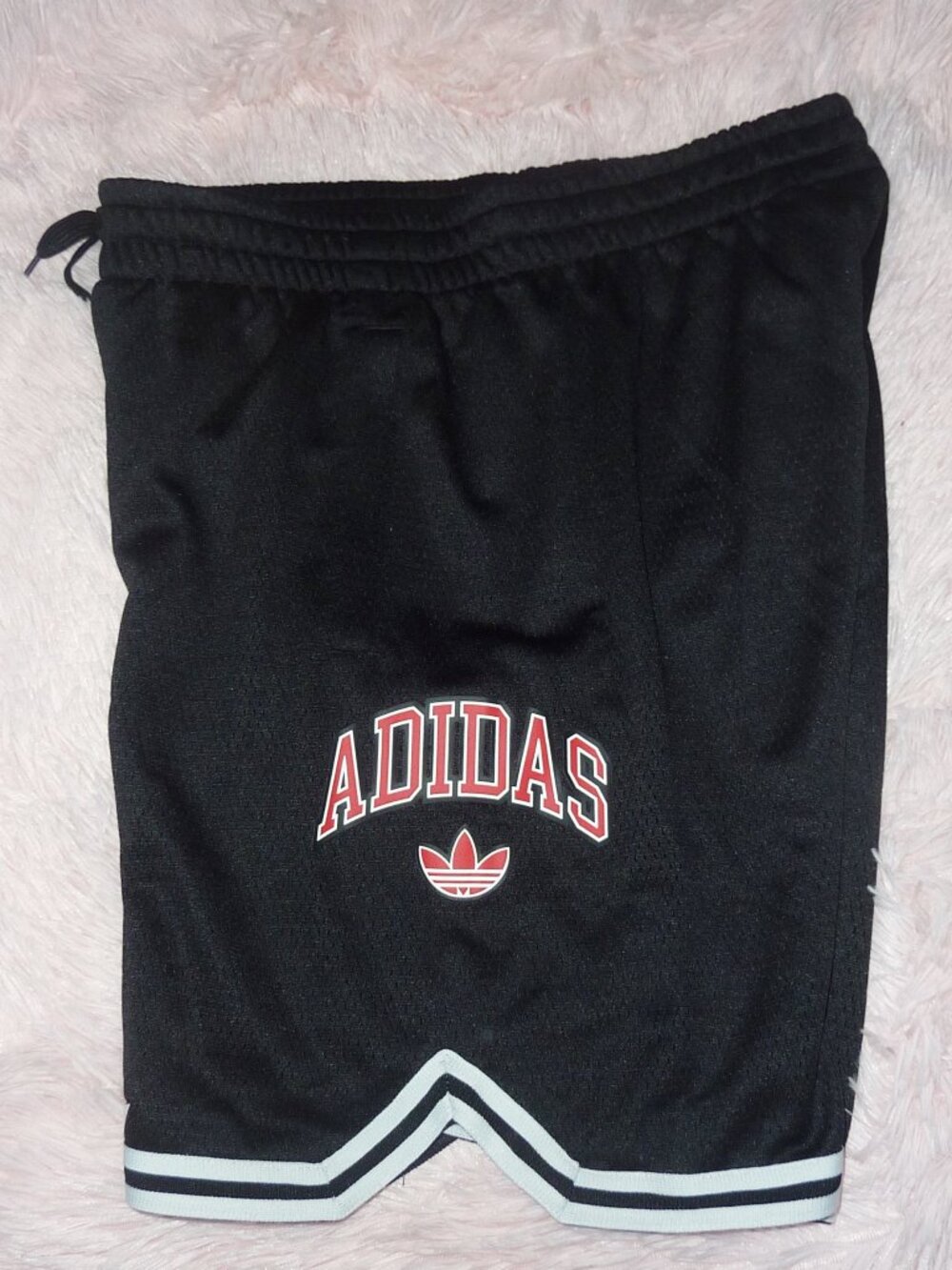 NWT Adidas Originals Youth Basketball Shorts Black With Red Logos Large